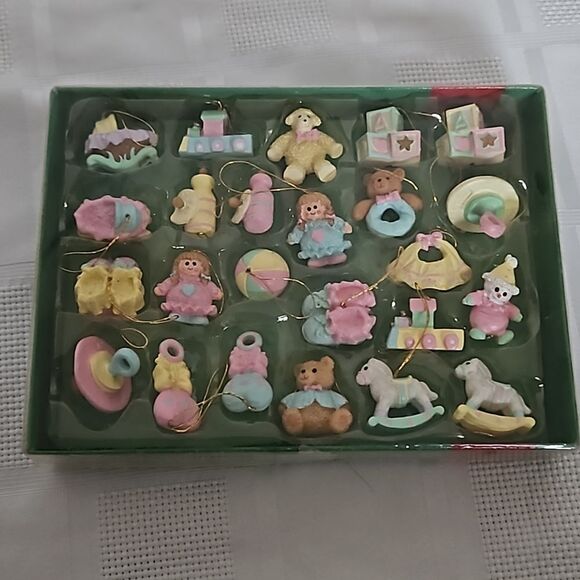 Vintage Baby Set Hanging Ornaments 24 Pieces - Picture 12 of 16